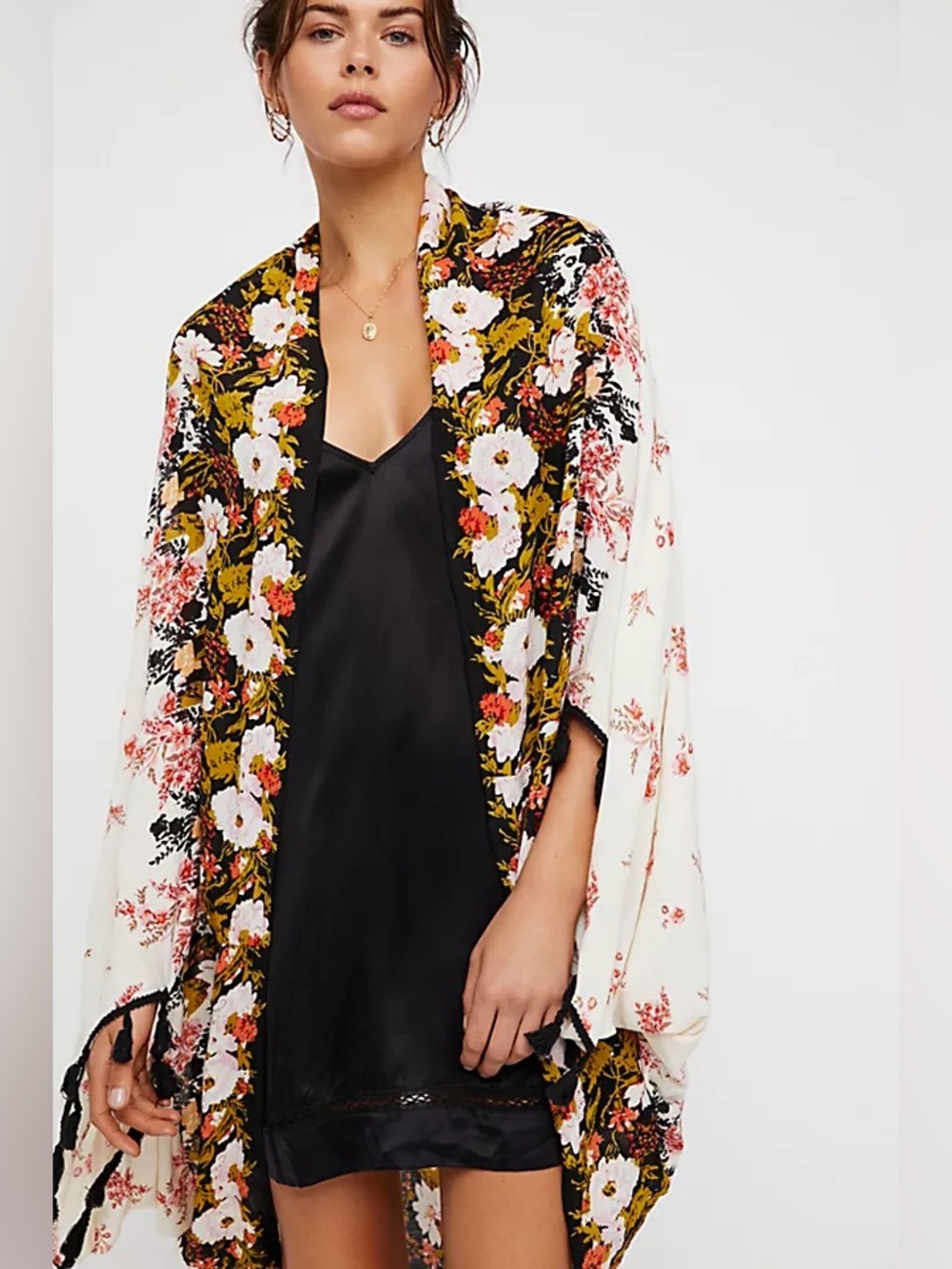 Free People Wrapped in Blooms kimono shawl one size